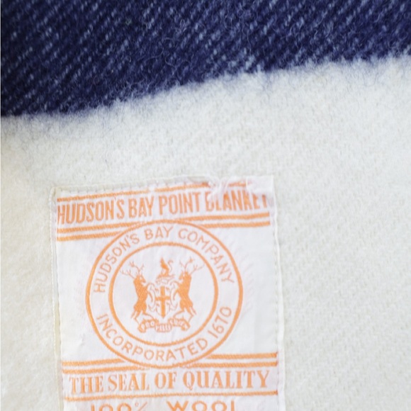 Hudson's Bay Multicolor Striped Blanket - Picture 3 of 3